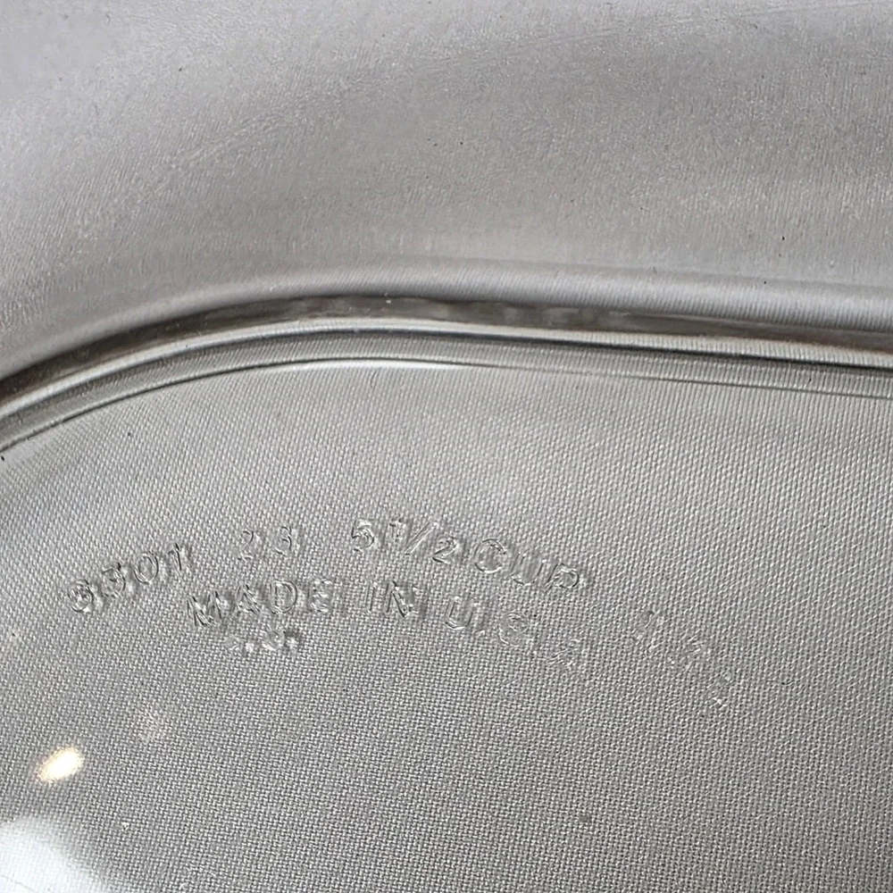 Pyrex Divided Baking Dish 8301 1.5qt 5.5 Cup Oval Glass Baking Casserole USA